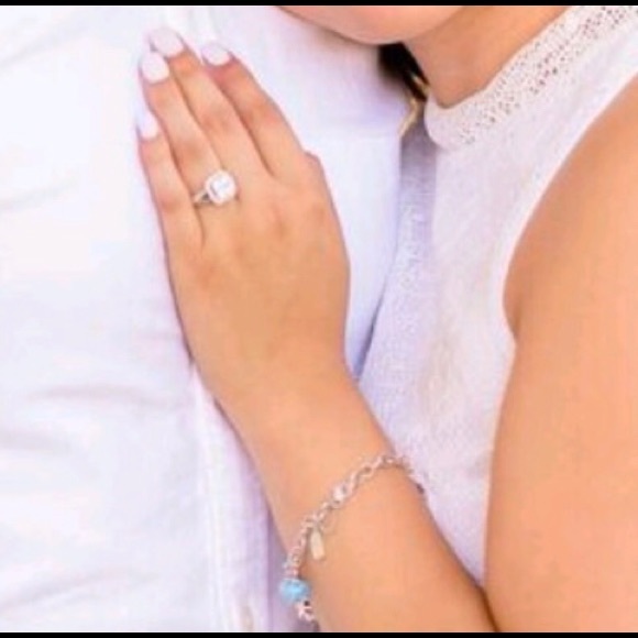 Engagement Ring - Picture 3 of 8